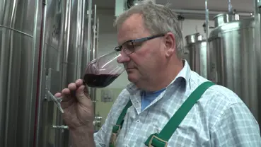 Hypi-Jubiläumswein: «Eine pfeffrige Note» Hypi-Jubiläumswein: «Eine pfeffrige Note»